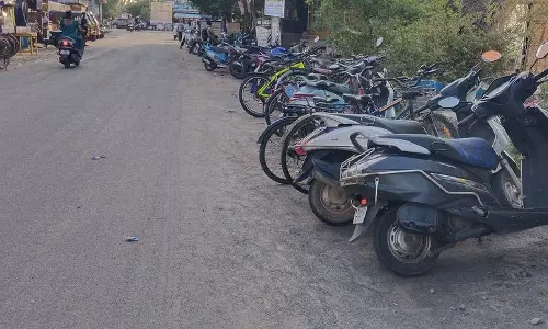 போக்குவரத்துக்கு இடையூறு