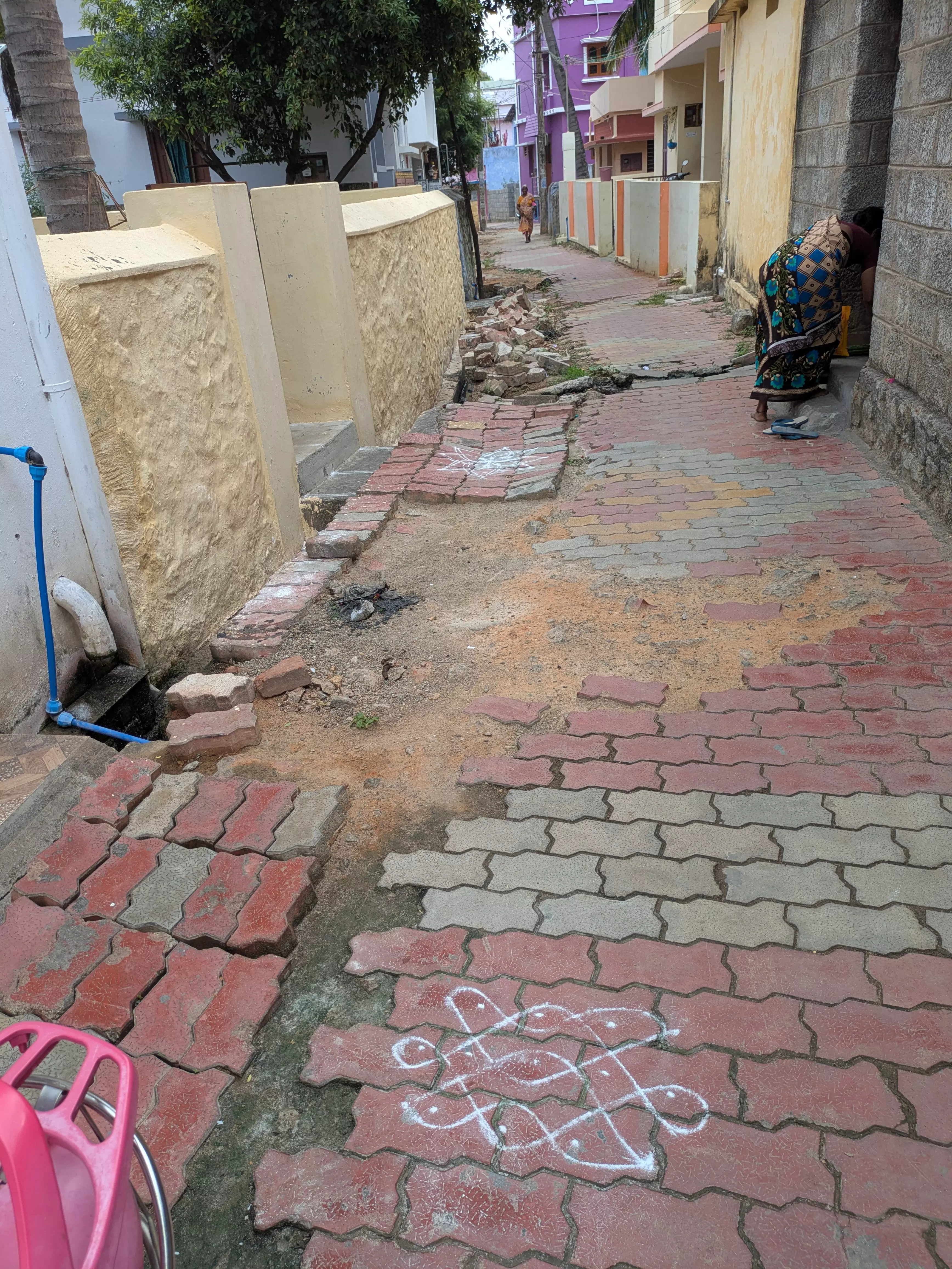 மீண்டும் பதிக்க வேண்டும் மீண்டும் பதிக்க வேண்டும்