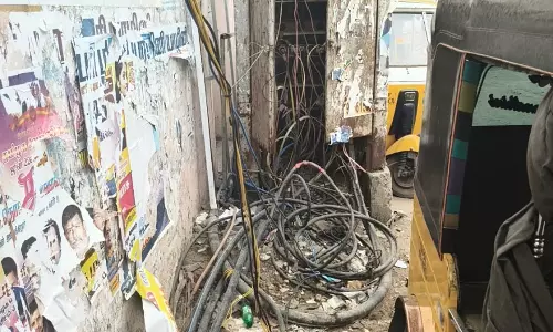 அபாயகரமான மின்பெட்டி அபாயகரமான மின்பெட்டி