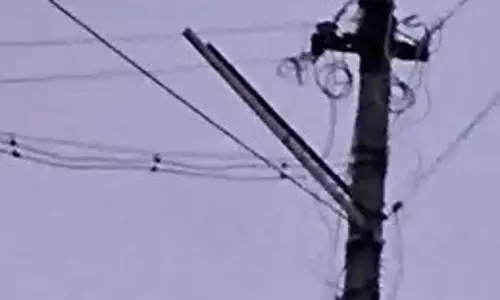 தெருவிளக்கு ஒளிருமா? தெருவிளக்கு ஒளிருமா?