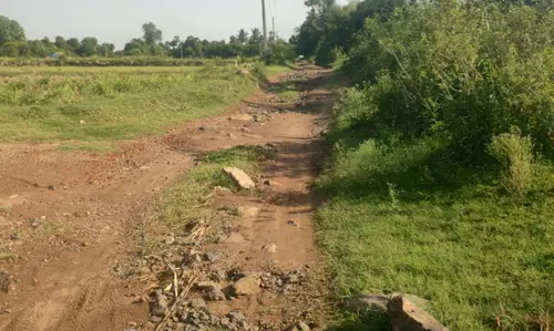 மோசமான சாலை மோசமான சாலை