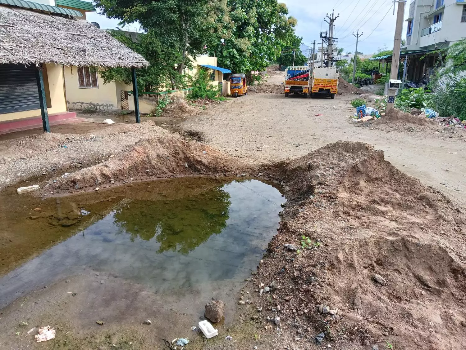 வாகன ஓட்டிகள் அவதி