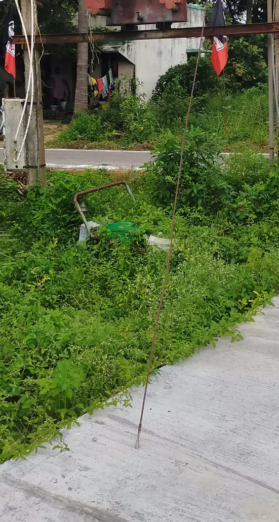 ஸ்டே கம்பியை மாற்றி அமைப்பார்களா? ஸ்டே கம்பியை மாற்றி அமைப்பார்களா?