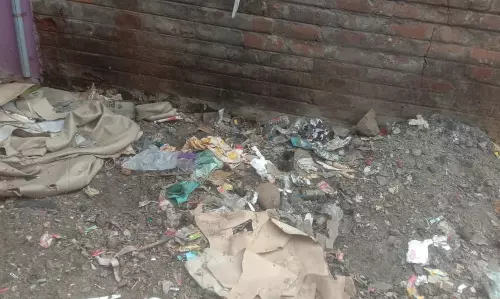 கால்வாய்கள் தூர்வாரப்படுமா? கால்வாய்கள் தூர்வாரப்படுமா?