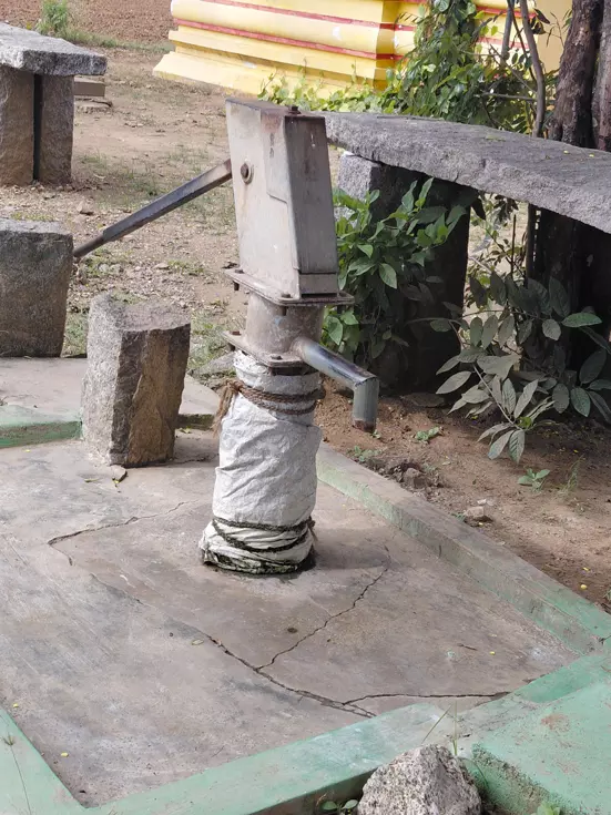 பழுதான அடிபம்பு சீரமைக்கப்படுமா?