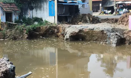 கிடப்பில் போடப்பட்ட பாலம் கட்டும் பணி