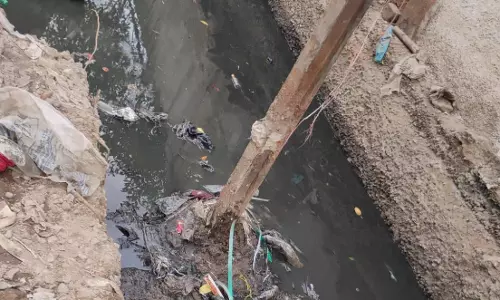 மின்கம்பம் மாற்றப்படுமா? மின்கம்பம் மாற்றப்படுமா?