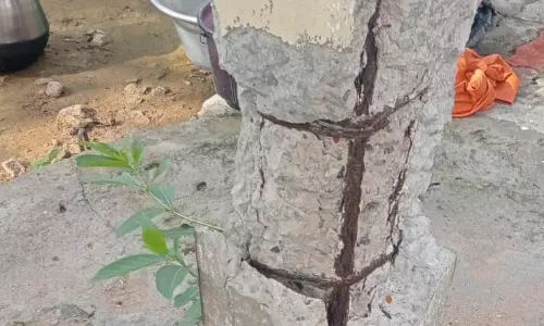 பழுதடைந்த மேல்நிலை நீர்த்தேக்க தொட்டி