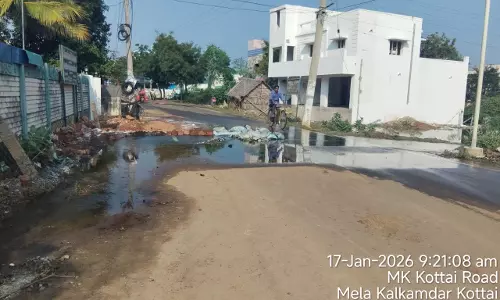 பாதாள சாக்கடை மூடி சரிசெய்யப்படுமா?