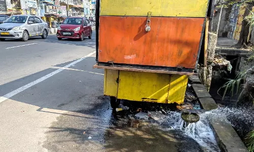 வீணாகும் குடிநீர்