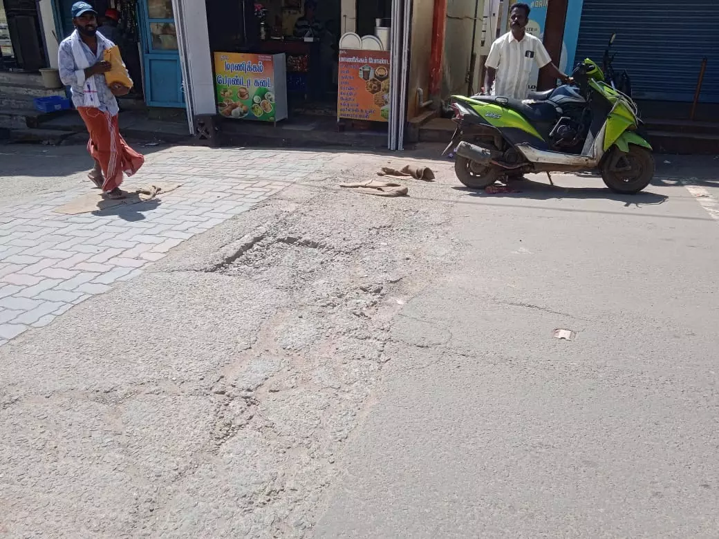 வேகத்தடை சீரமைக்கப்படுமா?