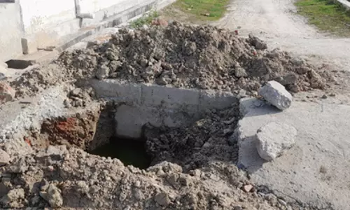 தோண்டப்பட்ட பள்ளத்தை மூடுவார்களா?