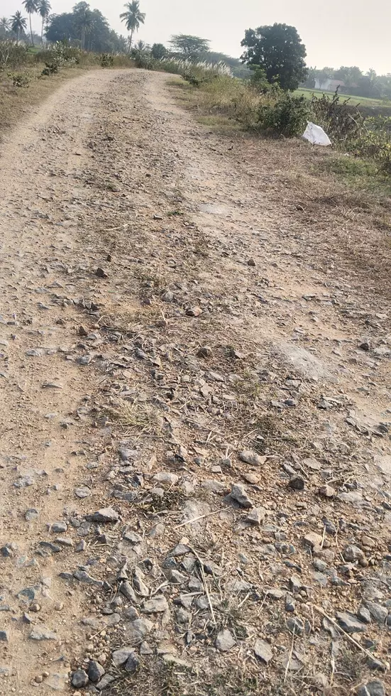 பழுதான சாலை