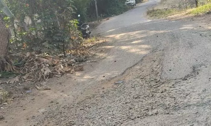 வாகன ஓட்டிகள் அவதி