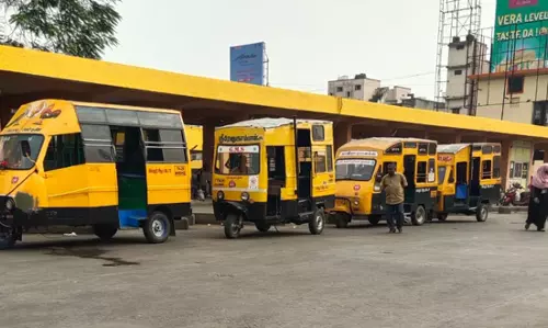 ஷேர் ஆட்டோக்களால் போக்குவரத்துக்கு இடையூறு