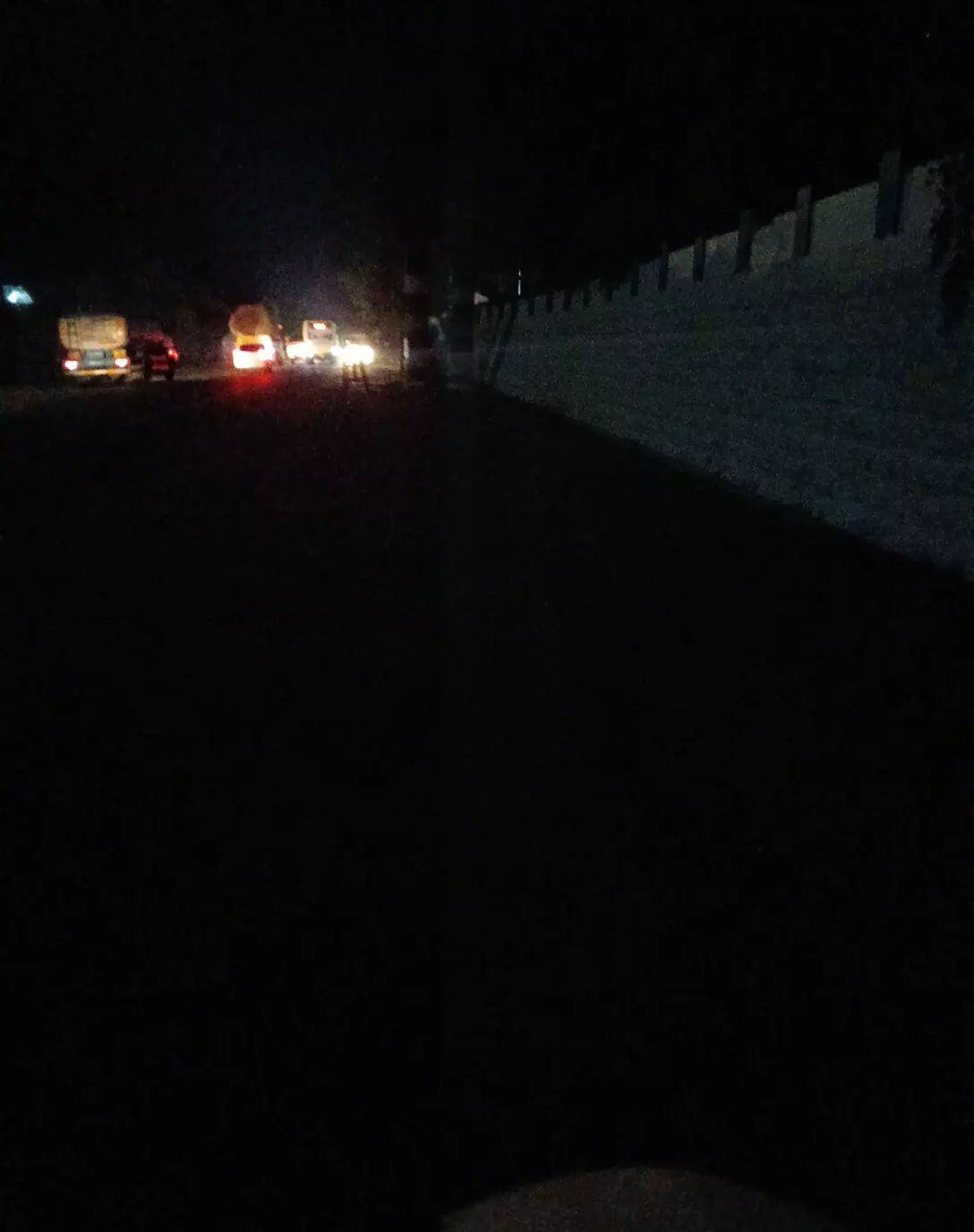 மின் விளக்குகள் அமைக்கப்படுமா? மின் விளக்குகள் அமைக்கப்படுமா?