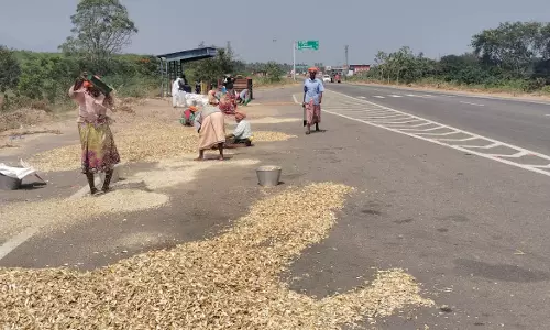 வாகன ஓட்டிகள் பாதிப்பு