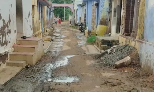 வாறுகால் வசதி தேவை