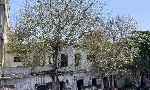 ஆபத்தான கட்டிடம்