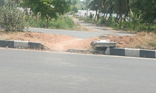 விபத்துகளை தடுக்க வேண்டும் விபத்துகளை தடுக்க வேண்டும்