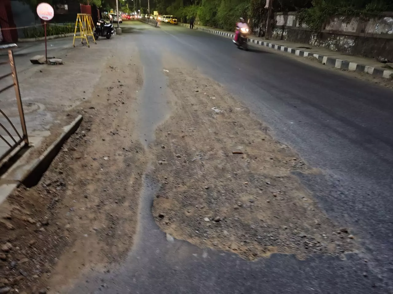 சாலை சீரமைக்கப்படுமா சாலை சீரமைக்கப்படுமா
