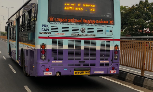 பஸ் நிறுத்தி செல்வதில் என்ன பிரச்சினை? பஸ் நிறுத்தி செல்வதில் என்ன பிரச்சினை?