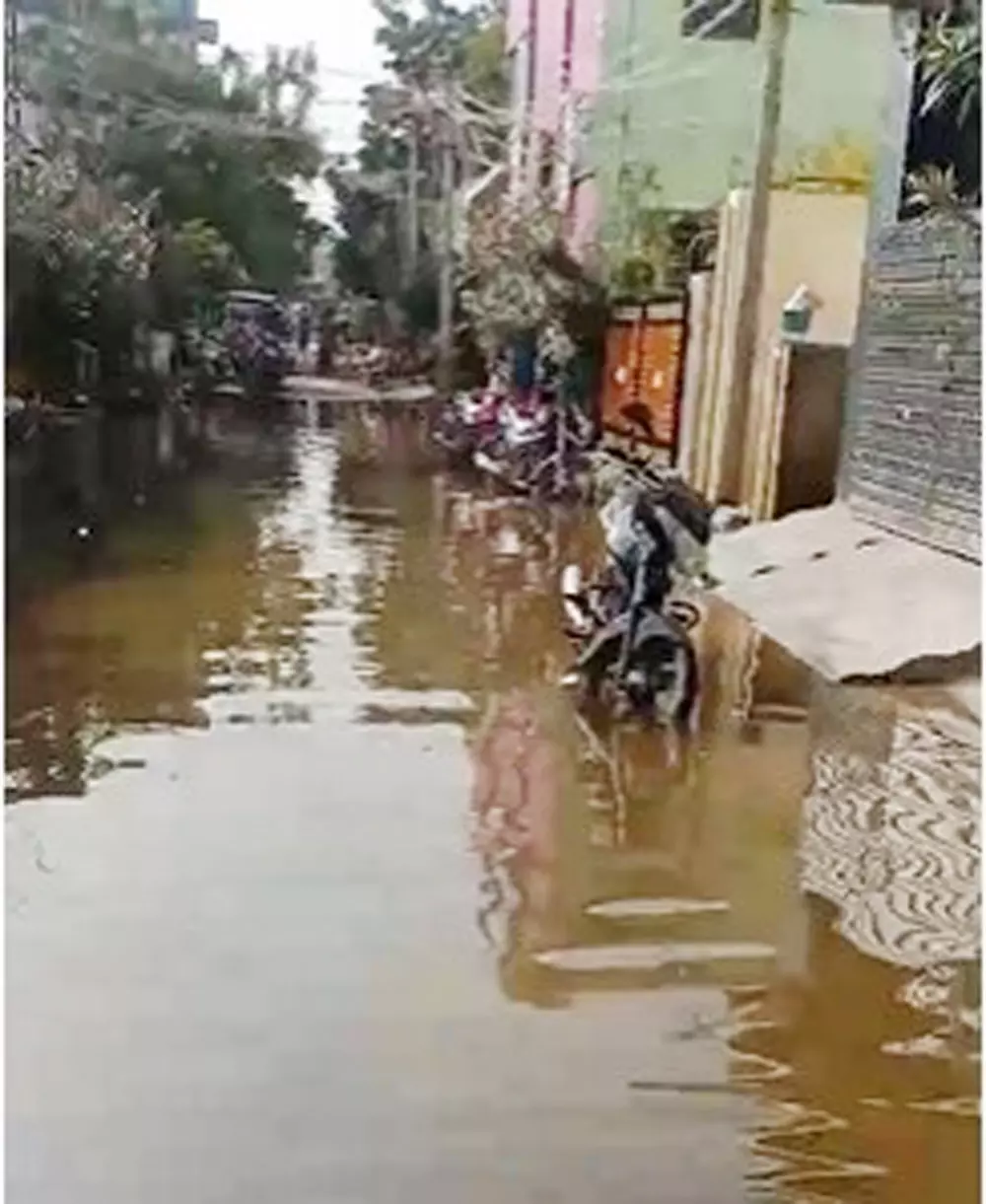 வடிகால் வசதி தேவை