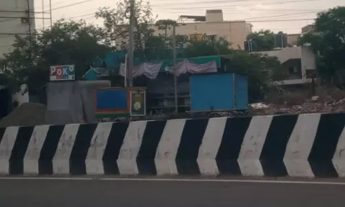 செயல்படாத பஸ் ஸ்டாப்