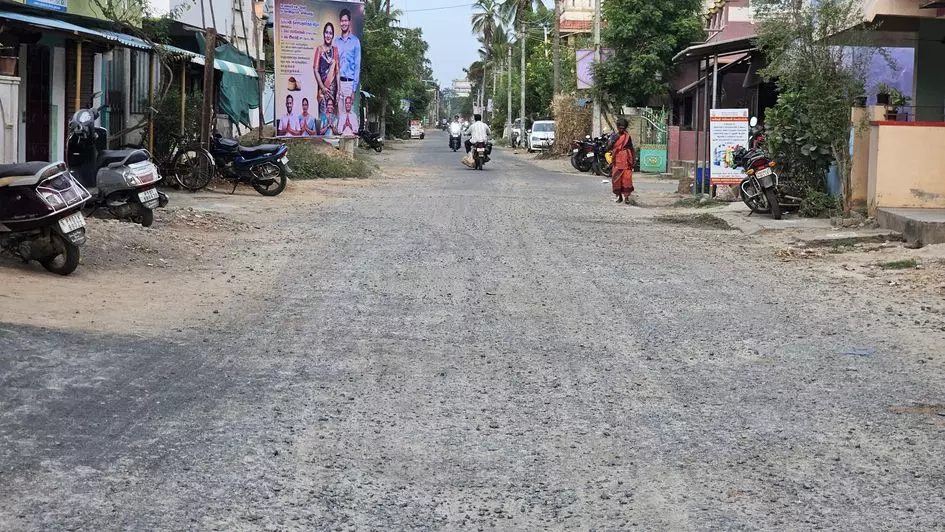 சாலை அமைக்கப்படுமா? சாலை அமைக்கப்படுமா?