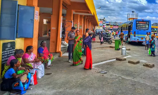 கூடுதல் இருக்கைகள் அமைப்பார்களா? கூடுதல் இருக்கைகள் அமைப்பார்களா?