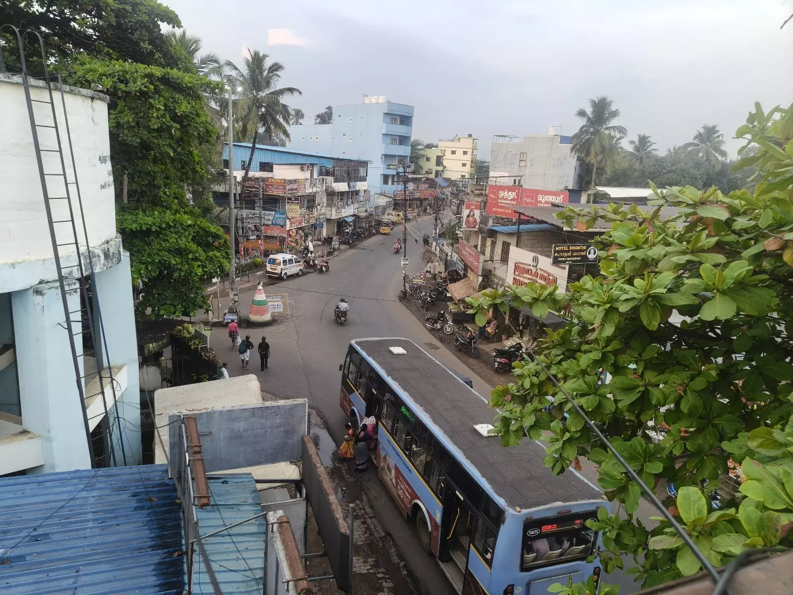 கண்காணிப்பு கேமரா தேவை கண்காணிப்பு கேமரா தேவை