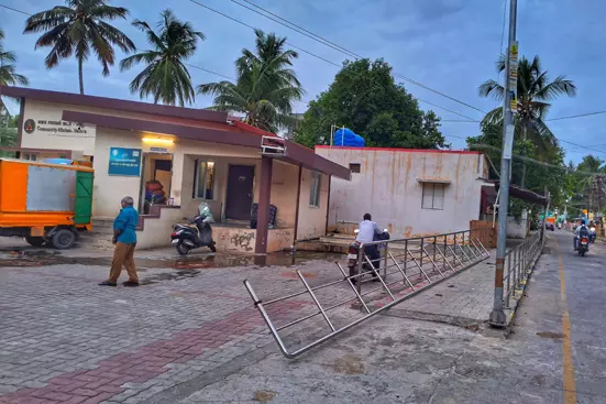 இடையூறான தடுப்புக்கம்பி இடையூறான தடுப்புக்கம்பி
