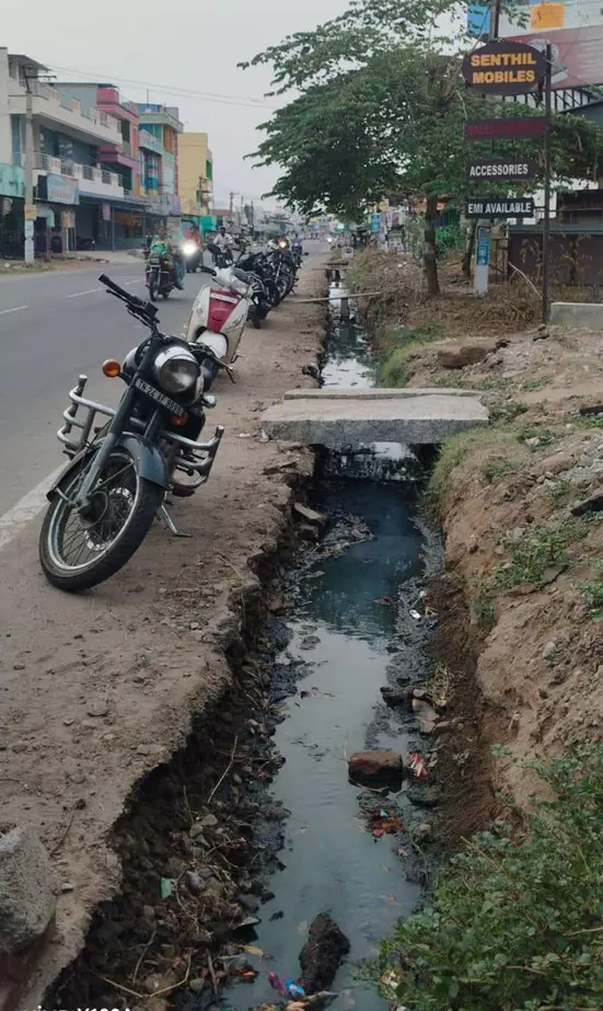 கழிவுநீர் கால்வாய் பணி தொடங்கப்படுமா? கழிவுநீர் கால்வாய் பணி தொடங்கப்படுமா?