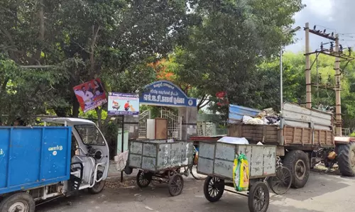 குப்பை வண்டிகளால் இடையூறு