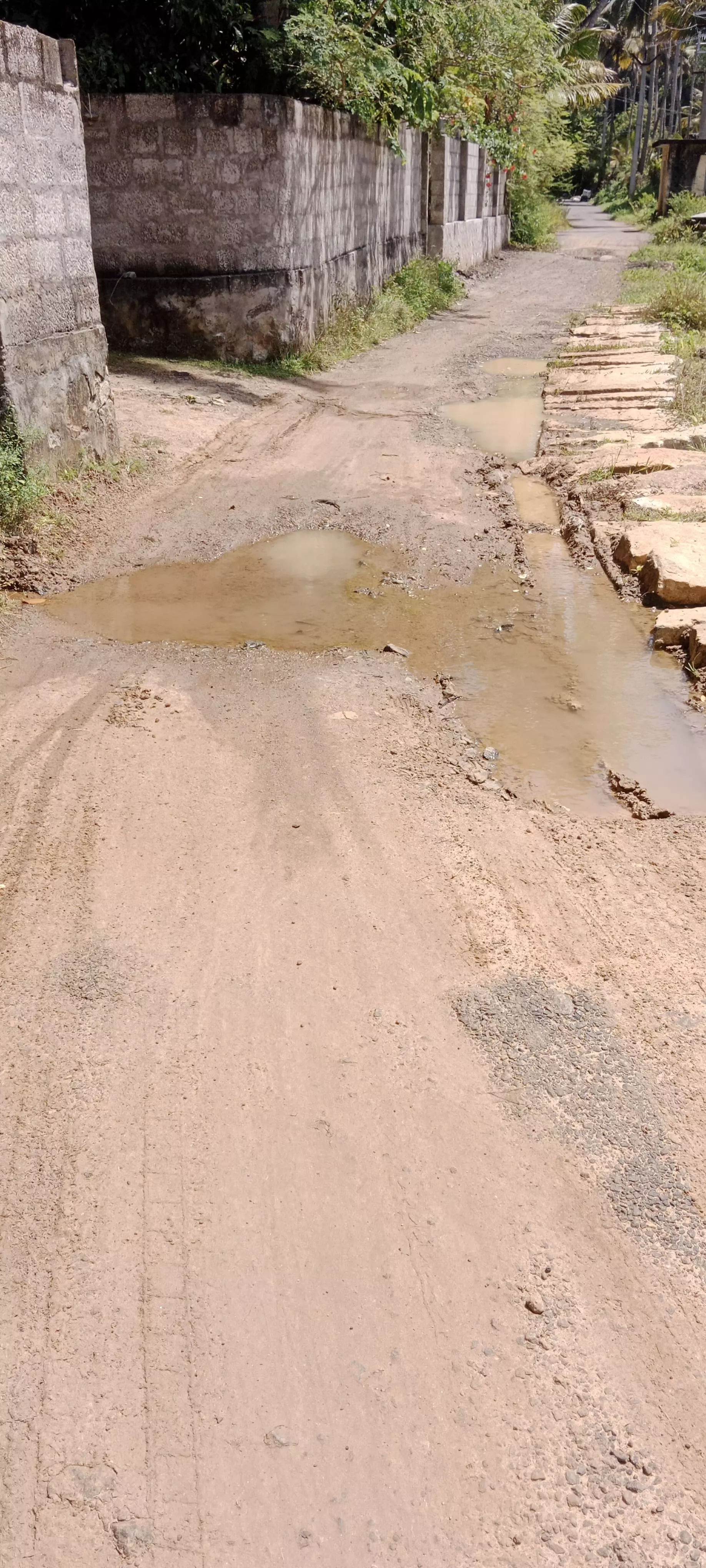 மோசமான சாலை மோசமான சாலை