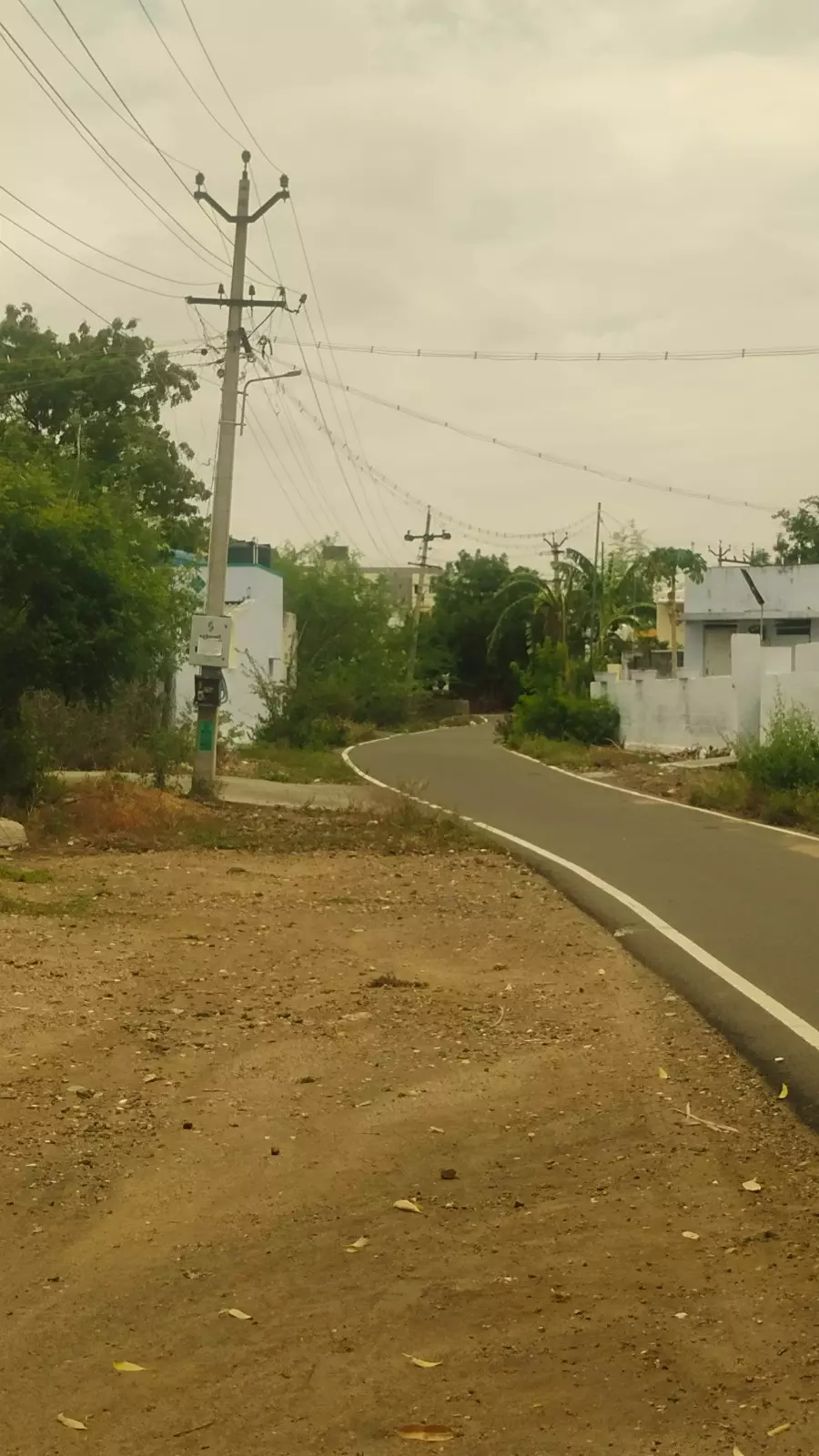 தெருவிளக்குகள் அமைக்க வேண்டும் தெருவிளக்குகள் அமைக்க வேண்டும்