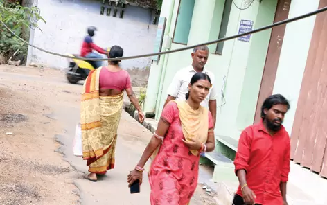 தாழ்வாக செல்லும் கேபிள் வயர் தாழ்வாக செல்லும் கேபிள் வயர்