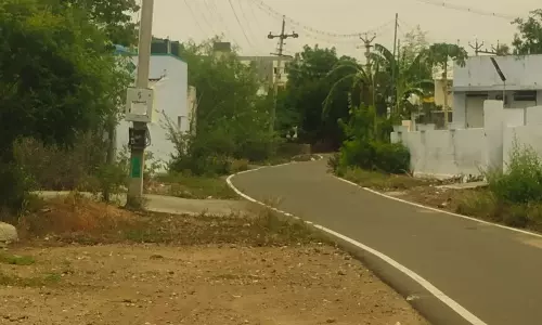 தெருவிளக்குகள் அமைக்க வேண்டும் தெருவிளக்குகள் அமைக்க வேண்டும்