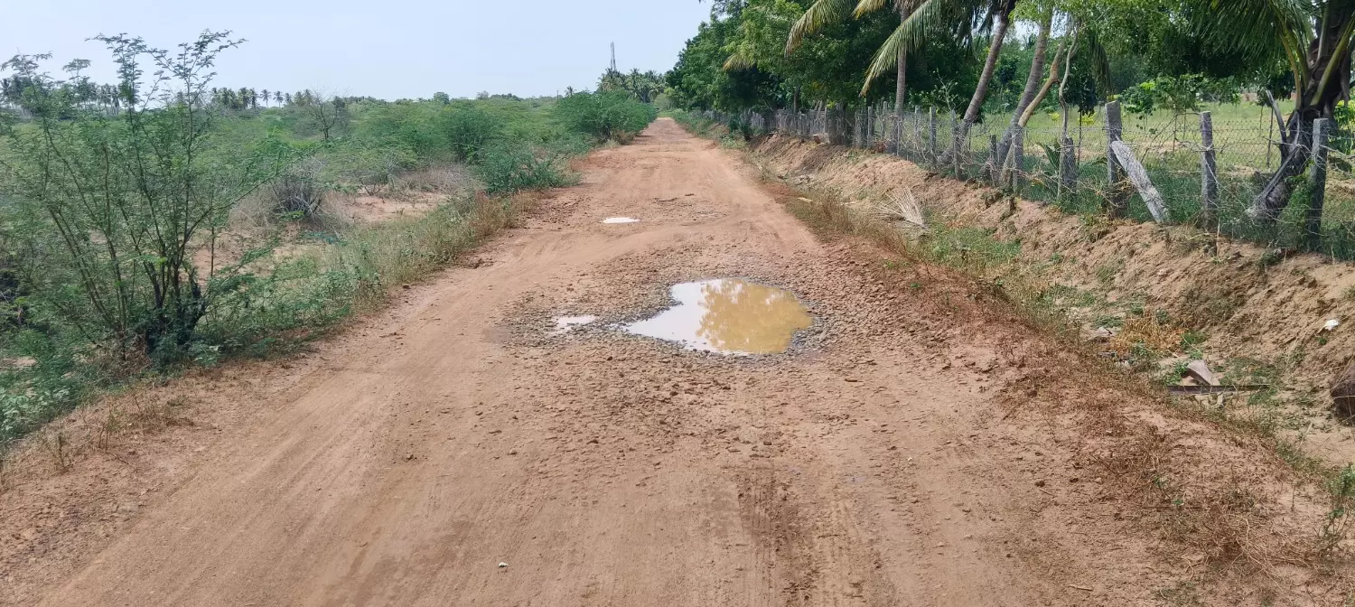 சாலை சீரமைக்கப்படுமா? சாலை சீரமைக்கப்படுமா?