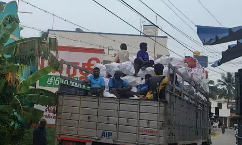 தாழ்வாக இருக்கும் மின்கம்பிகள்
